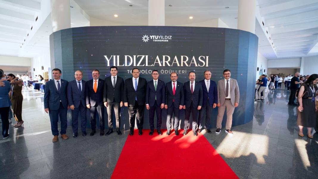 Yılın teknoloji yıldızları! 14 kategoride toplam 46 firmaya ödül 4